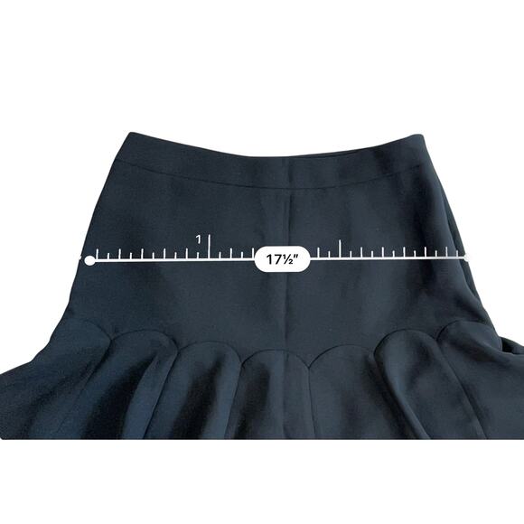 Talbot's Petite Black Scalloped Tulip Flare Skirt‎ 4P Preppy Retro Flare - Picture 8 of 10
